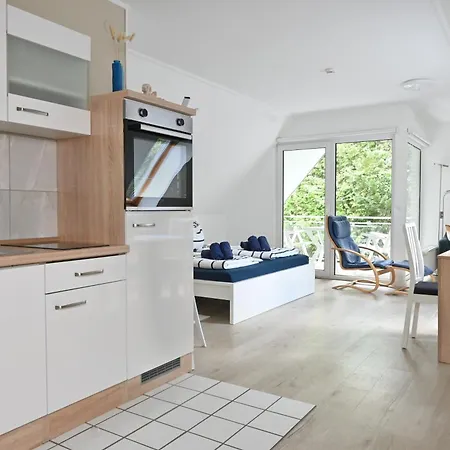 Studio, Naehe Dieksee *